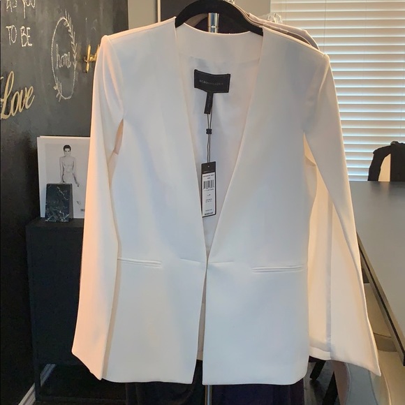 BCBGMaxAzria Jackets & Blazers - BCBG white cape